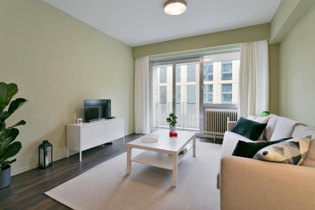 Studio In City Center With Terrace, Netflix - Wifi Antwerpen Buitenkant foto