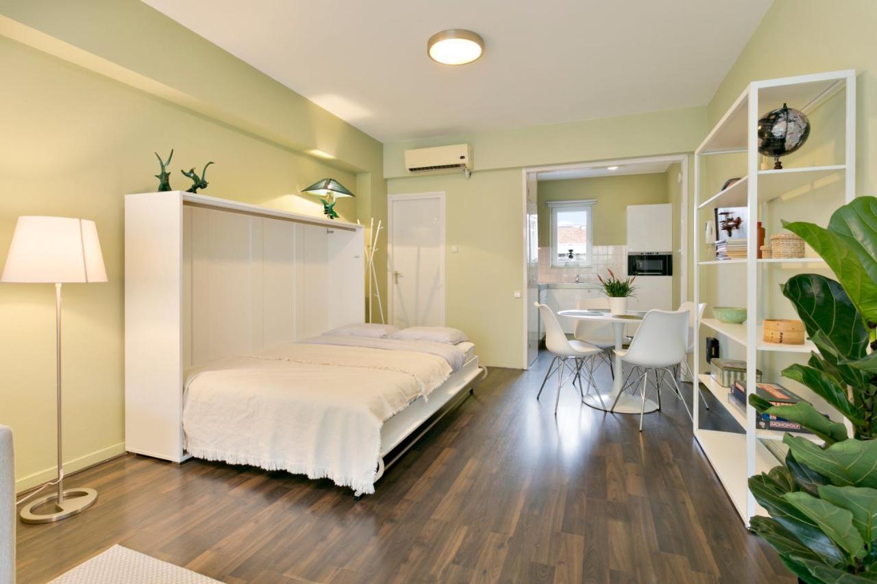 Studio In City Center With Terrace, Netflix - Wifi Antwerpen Buitenkant foto